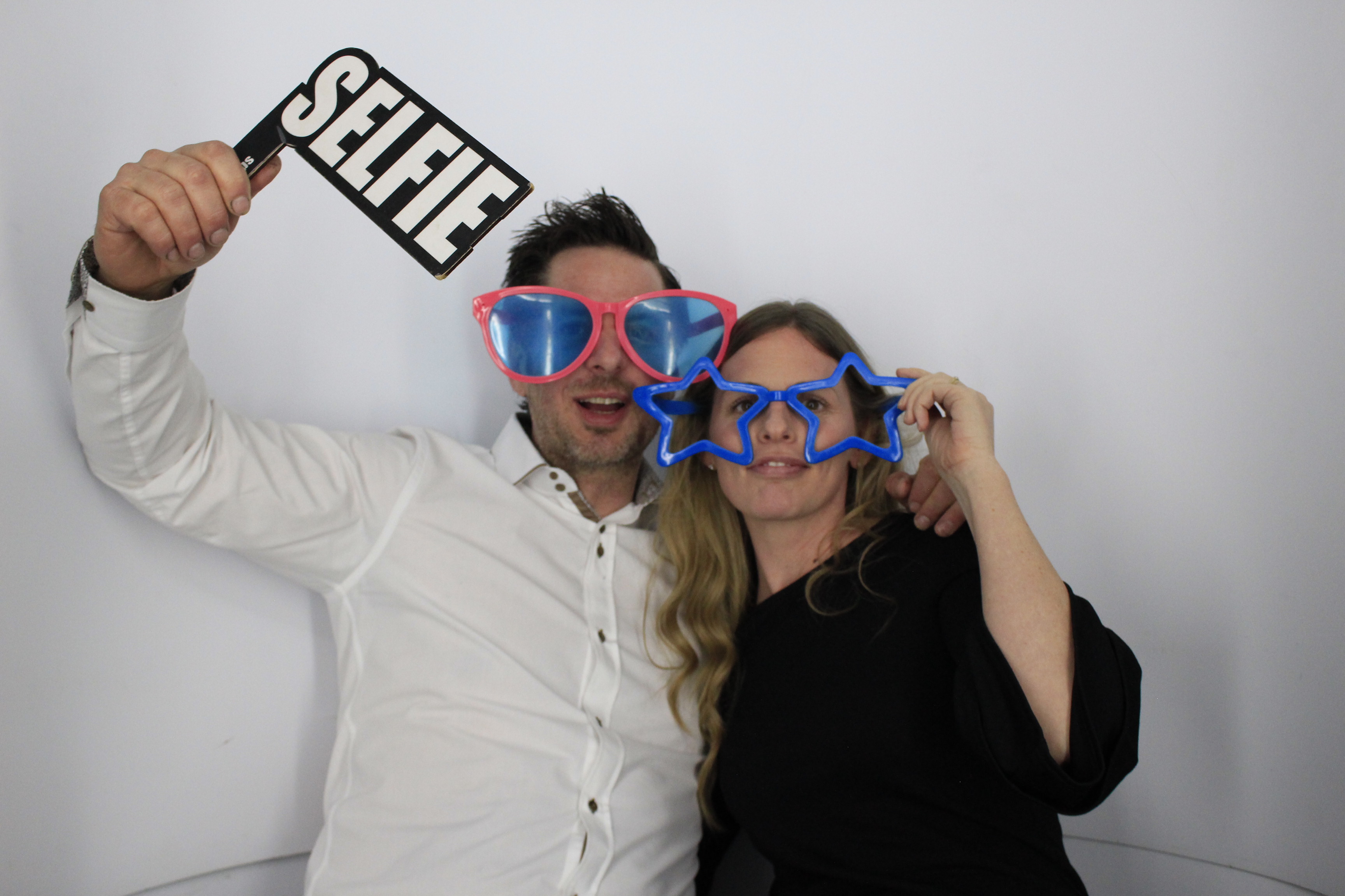 Darren and sarah’s 40th birthday celebration | View more photos from the event at gallery.myphotoboothexperience.co.uk/u/MyPhotoBoothExperienceLtd/Darren-and-sarah’s-40th-birthday-celebration